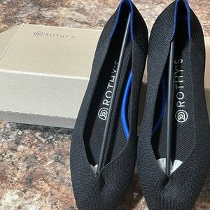 Rothy’s shoes.                   New in box